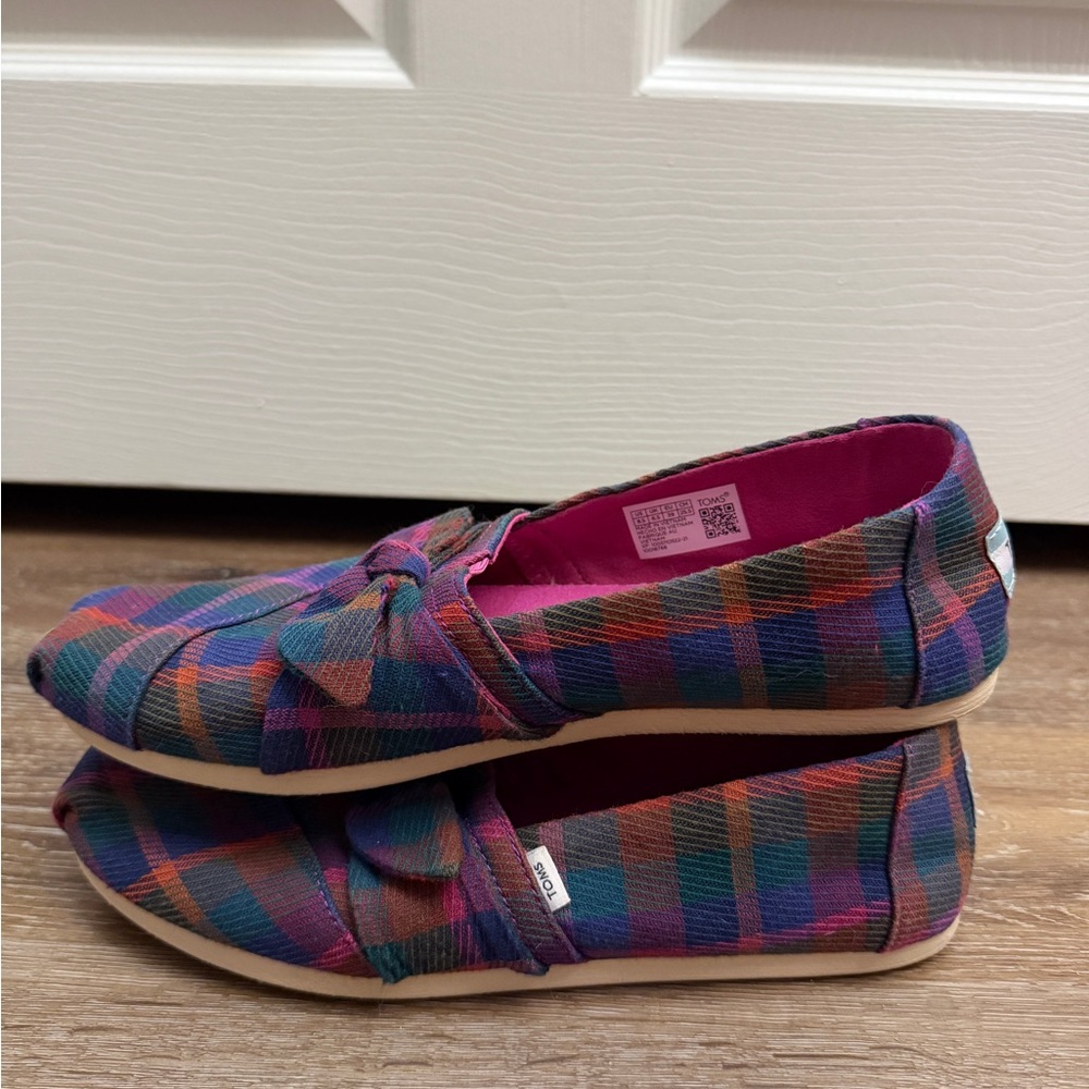 TOMS Women's Alpargata Dark Fuschia Plaid Bow Loafer Flats, Size 8.5 - Picture 4 of 6